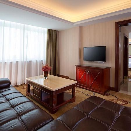Vienna Hotel Shenzhen Exibition Center מראה חיצוני תמונה