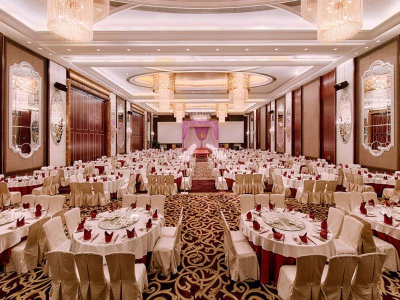 Vienna Hotel Shenzhen Exibition Center מראה חיצוני תמונה