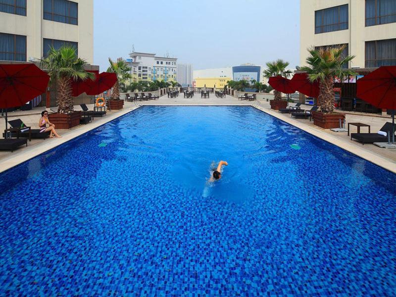 Vienna Hotel Shenzhen Exibition Center מראה חיצוני תמונה
